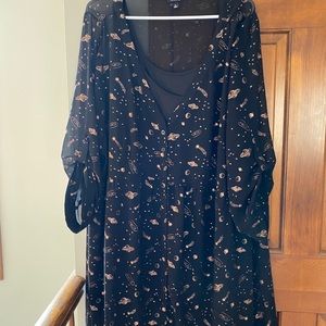 Torrid Black & Metalic chiffon dress - plus size 4